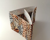 Purse Organizer, animal print purse insert, handbag divider, flexible organizer, animal print purse organizer, cosmestic bag organizer