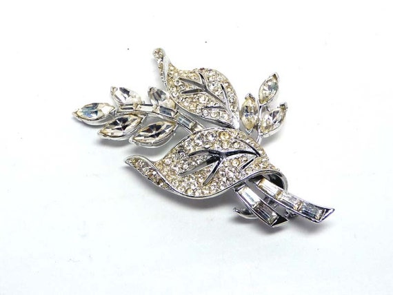 lisner leaf brooch
