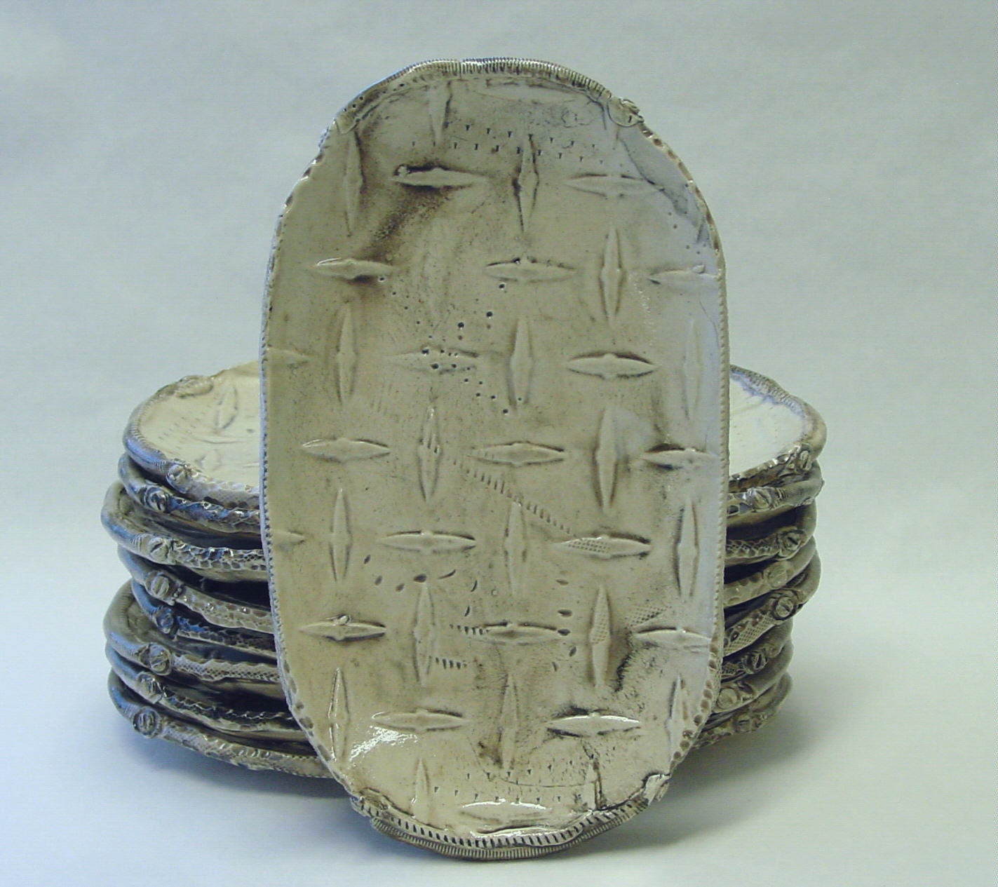 Diamond Steel Embossed Stacking Plate