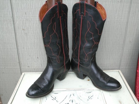 knee high black cowboy boots