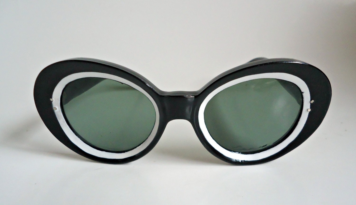 Vintage Sunglasses Groovy 1960s Black And By Treasurecoveally