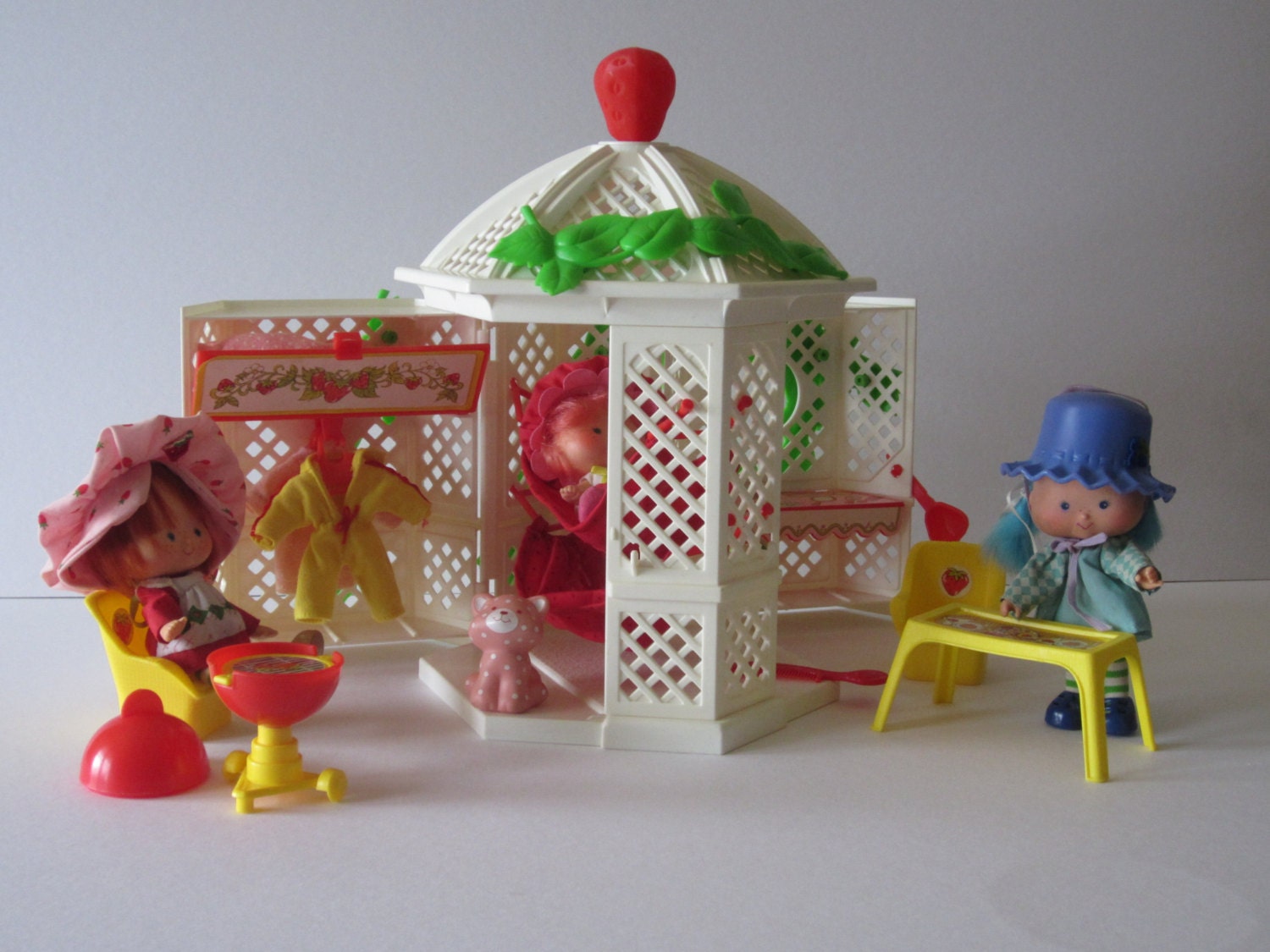 Strawberry Shortcake Garden House Strawberry Shortcake Play