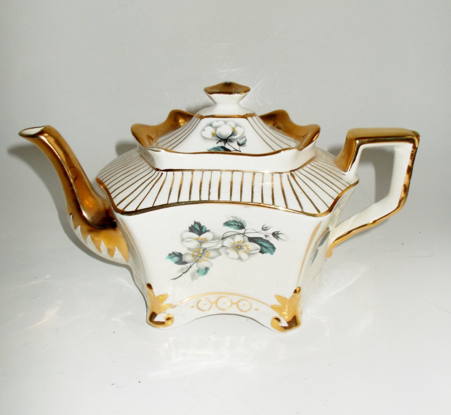 Vintage Arthur Wood Teapot England Dogwood Gold Gilt