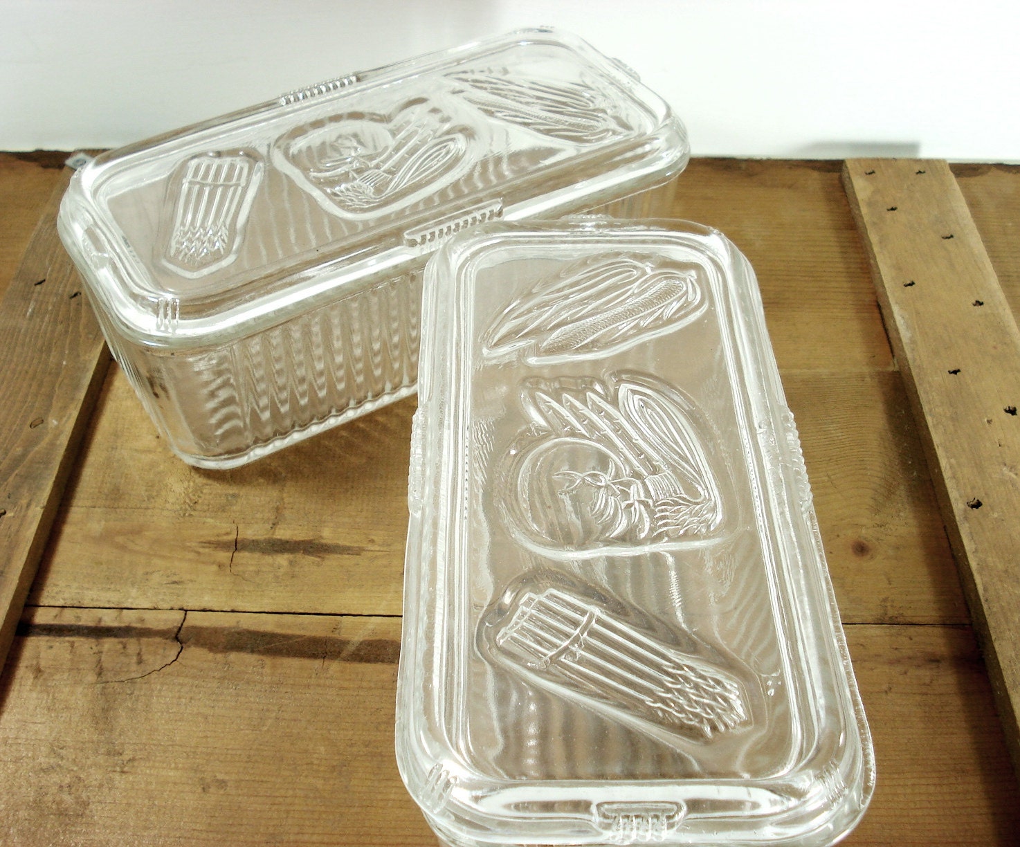 Vintage Set Of 2 Glass Refridgerator Food Storage Boxes Haute Juice