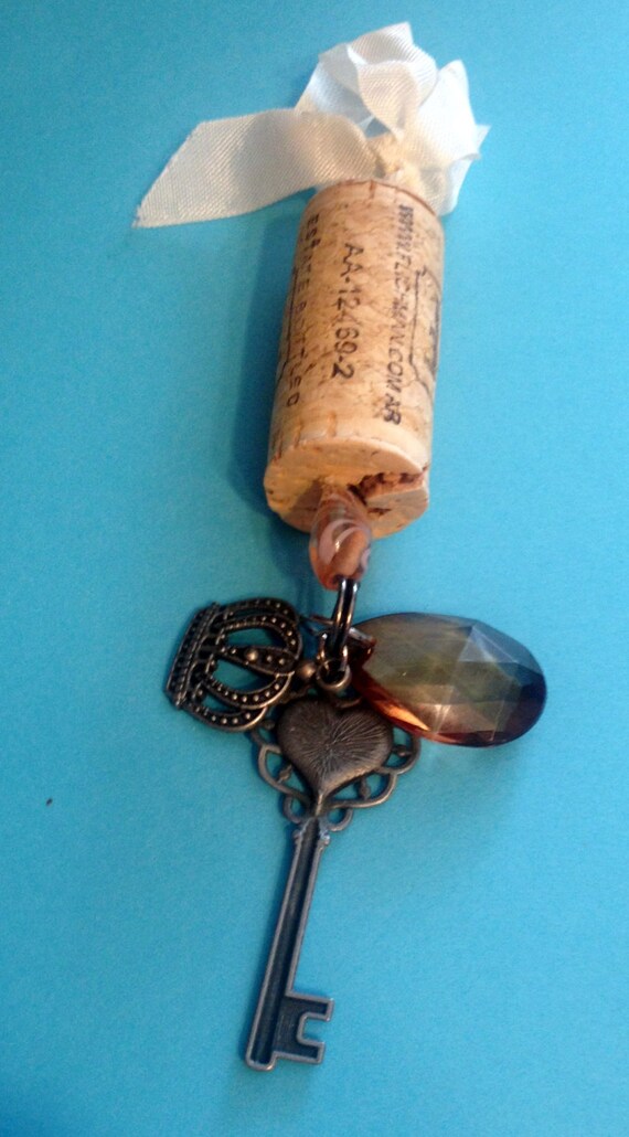 Wine Cork BaubleCrown by bsweetcreations on Etsy