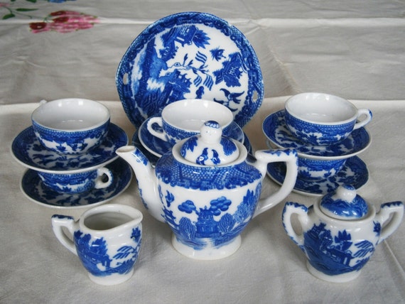 blue willow childs tea set
