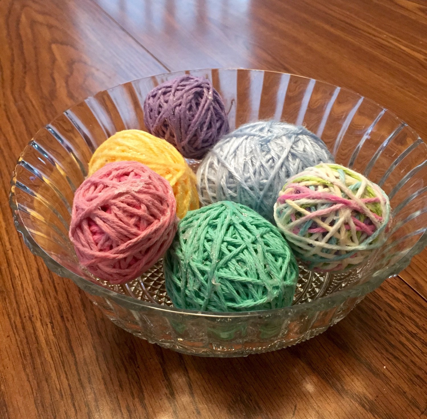 Decorative yarn eggs bowl filler vase filler