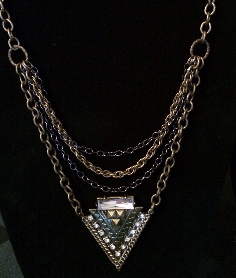 Vintage style Chevron Necklace