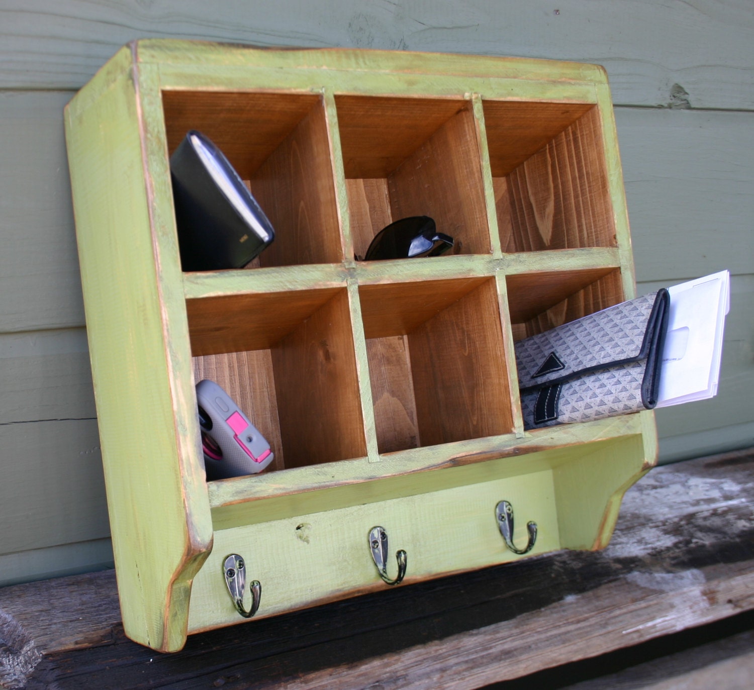 Key Rack Holder Wall Organizer Reclaimed wood by GreenSouthLiving