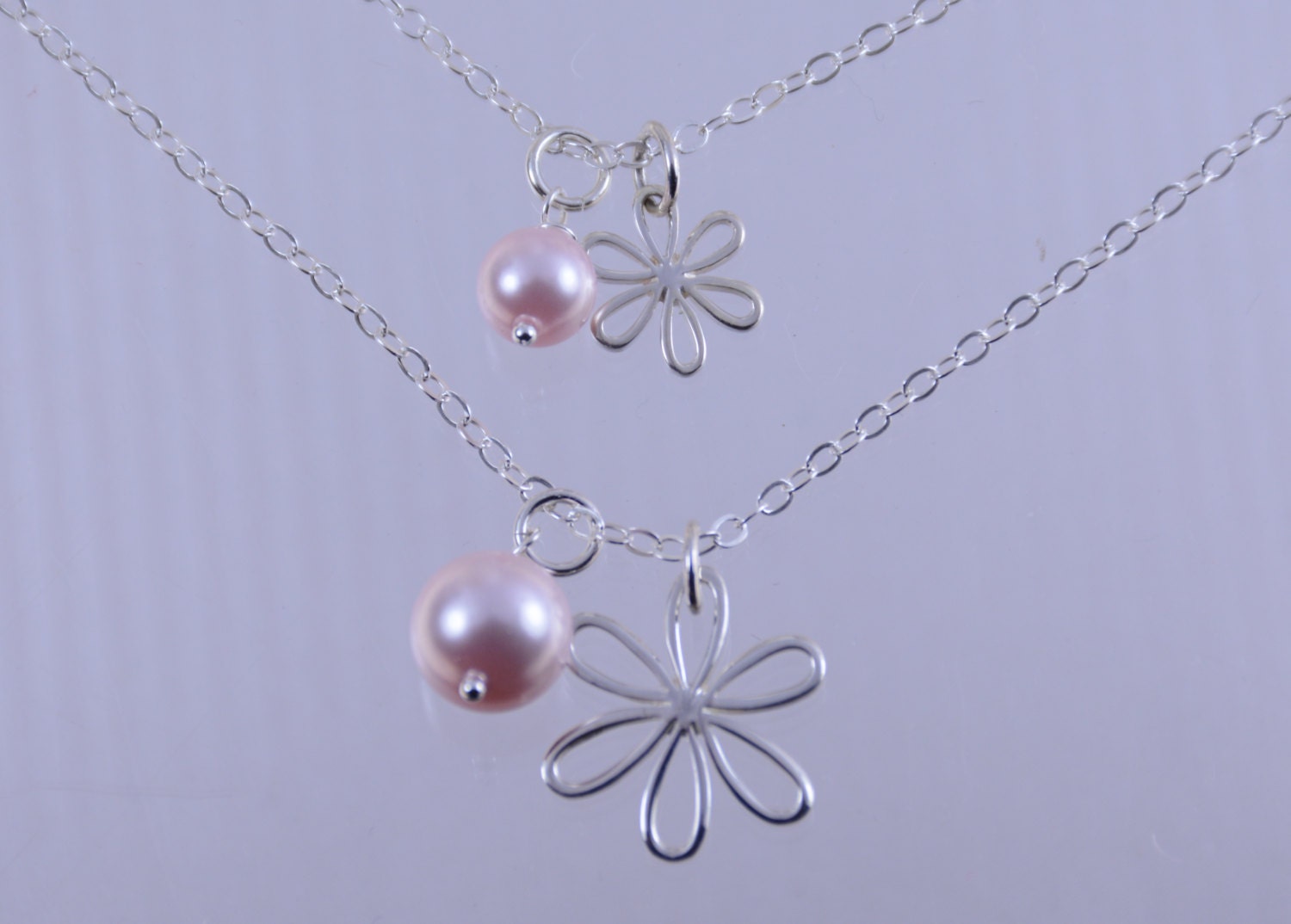 Mother Daughter Necklace Mother daughter daisy necklace set