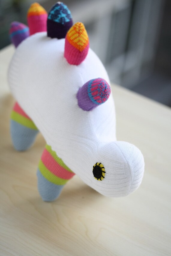 T8 white plush Dinosaur stuffed animal baby Home Decor toys soft dolls Kids Room Decor
