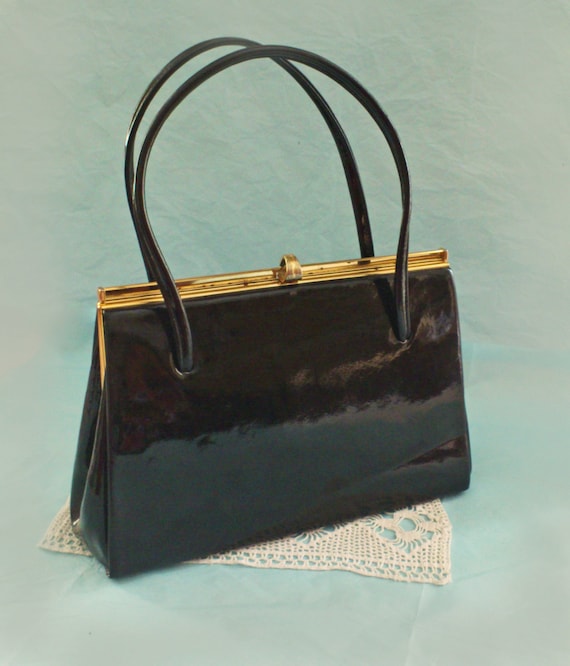 Kelly Style Handbags | IUCN Water