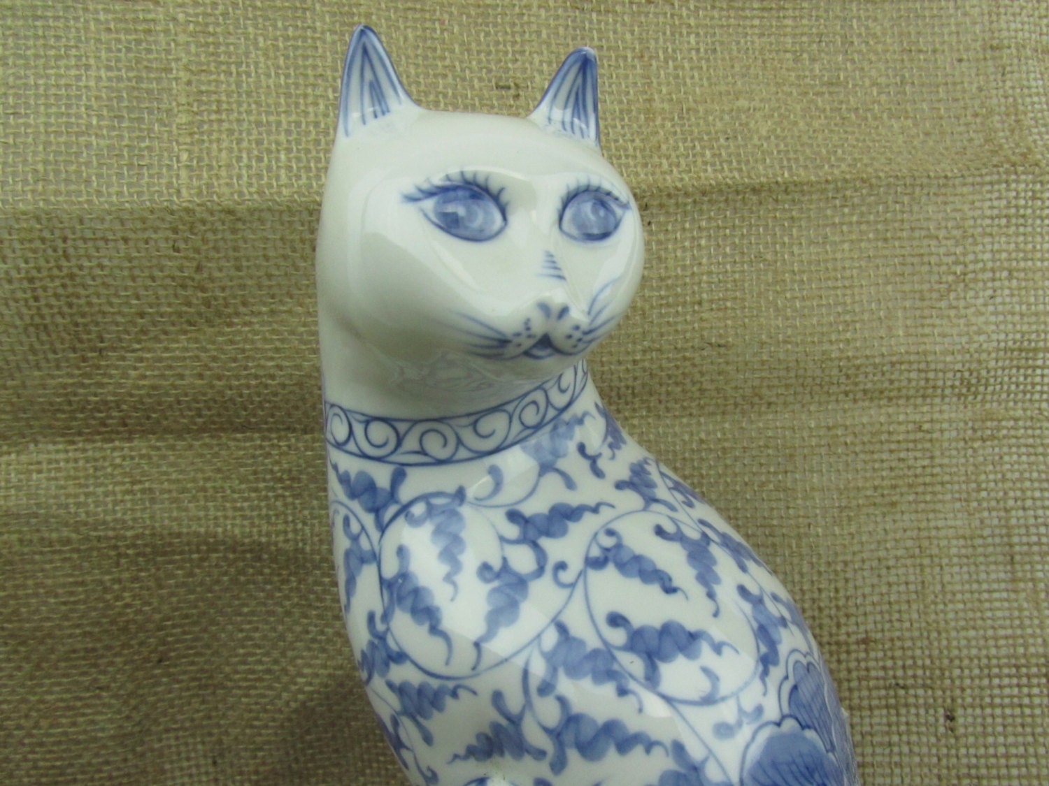 porcelain cat