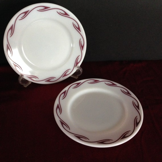 Pyrex Corning Plates Dinnerware Red Scroll Brown by VarietyRetro