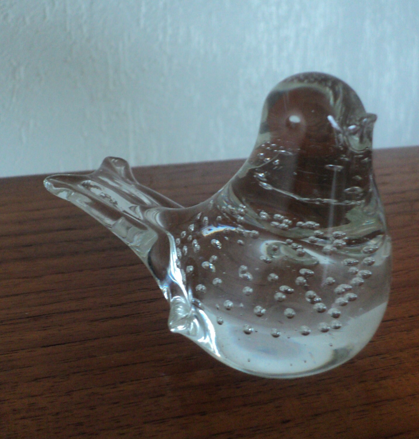Glass bird / paperweight