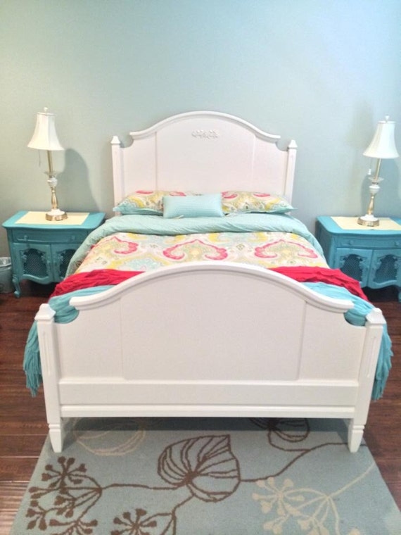 Full / Queen Bed French Provincial Country French Shabby Chic
