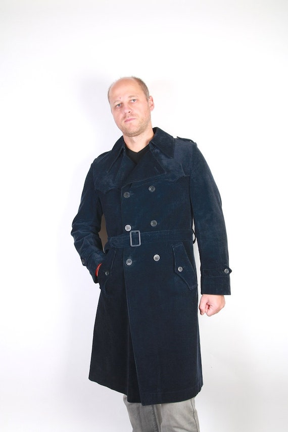 Blue mens trench coat In the category Men Trench Coats at YOOX you can find pieces from the best brands. Shop online: easy, quick returns and secure payment!