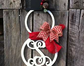 Winter wreath, christmas wreath, snowman wreath, snowmen monogram wreath, burlap bow, snowman door hanger, custom monogram wreath, gift