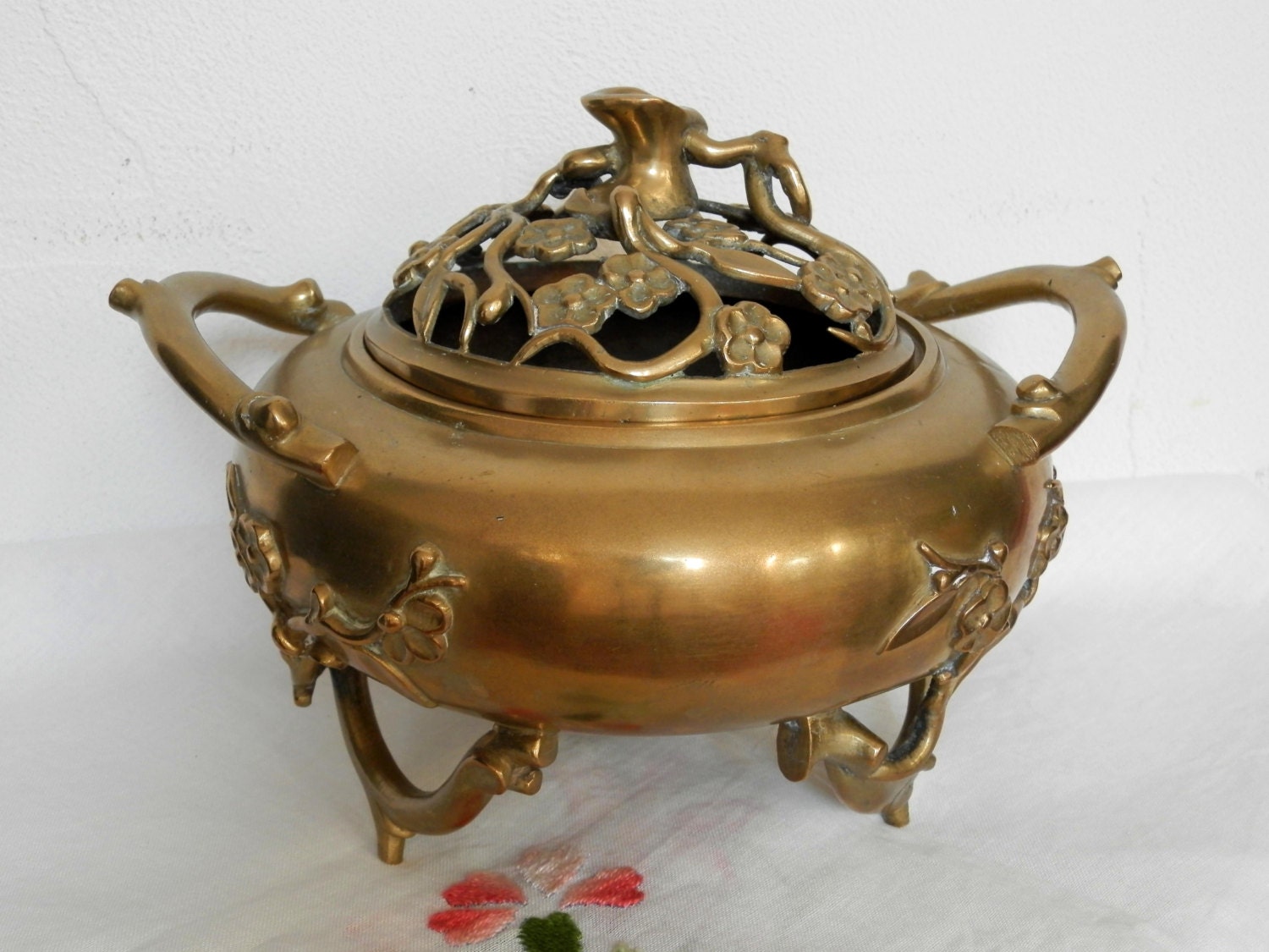 Antique Chinese Bronze Incense Burner. by AngelFrenchAntiques