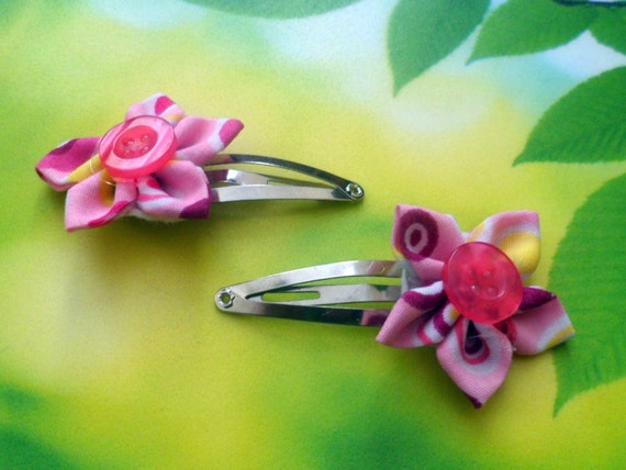 Pair of Pink, Spotty, Kanzashi Flower Hair Clips