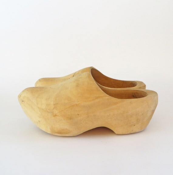 SALE - Vintage Wooden Dutch Shoes - Hand Carved Wood Shoes - Vintage ...