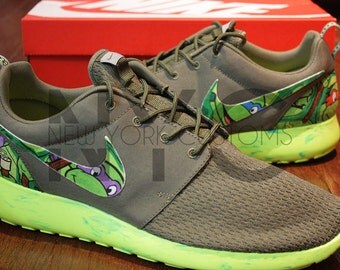 roshe run red marble