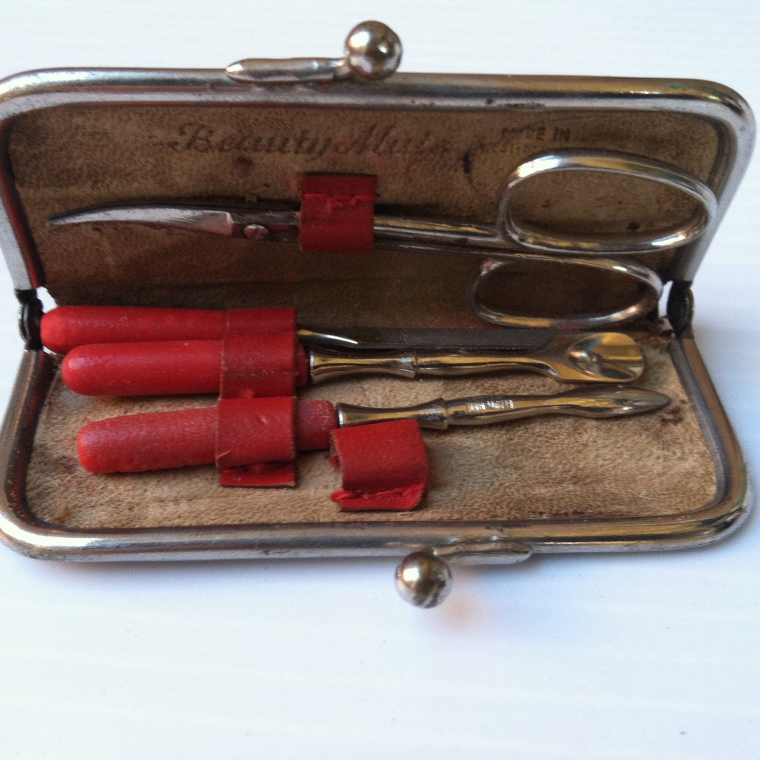 Vintage Beauty Mate Manicure Kit made in West Germany. Set