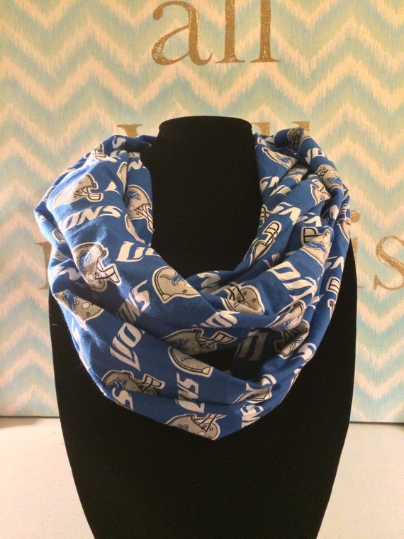 Items similar to Detroit Lions Infinity Scarf on Etsy