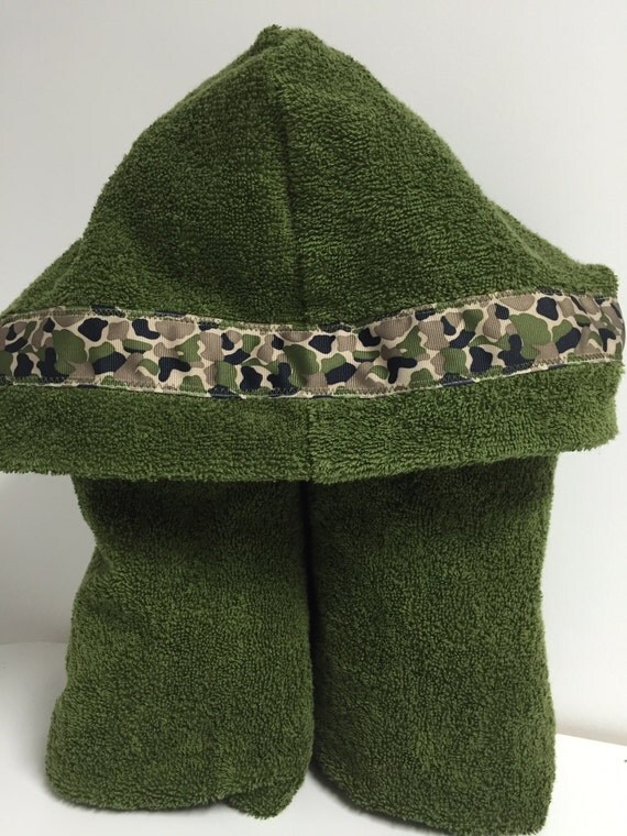 Camouflage hooded bath towel