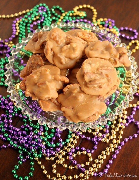 16 New Orleans Tradional French Pralines by CafenawlinsPralines