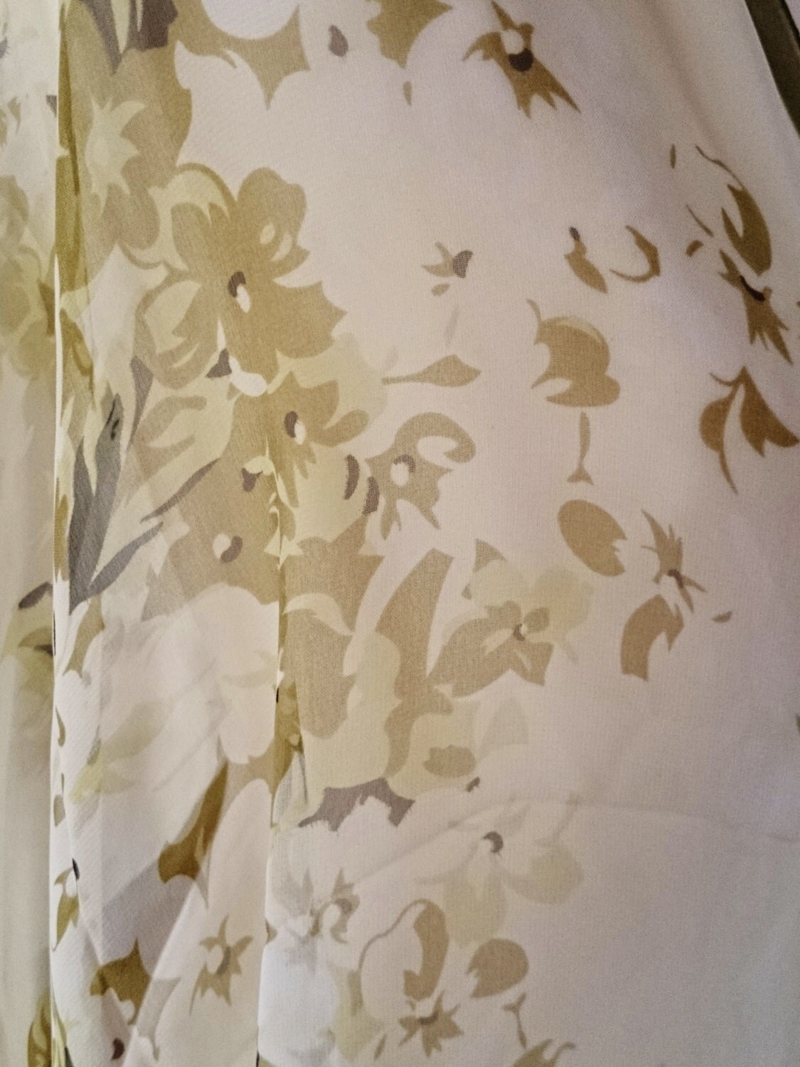 Beautiful Cream and Sage Flowery vintage long scarf