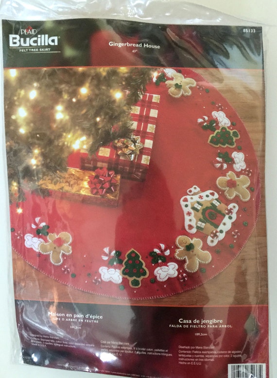 Bucilla Felt Christmas Tree Skirt Kit Gingerbread House