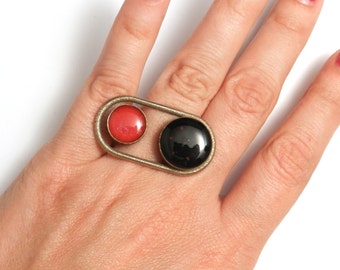 Porthole Ring (OOAK 3D printed ring with enamel)