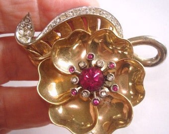 Signed Marcel Boucher Articulating Vintage Jewelry Flower Rhinestone Brooch Gold Tone 1938.