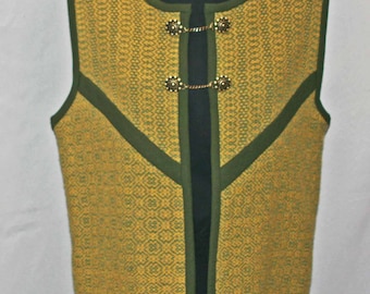 midorikawa / silk wool belted vest