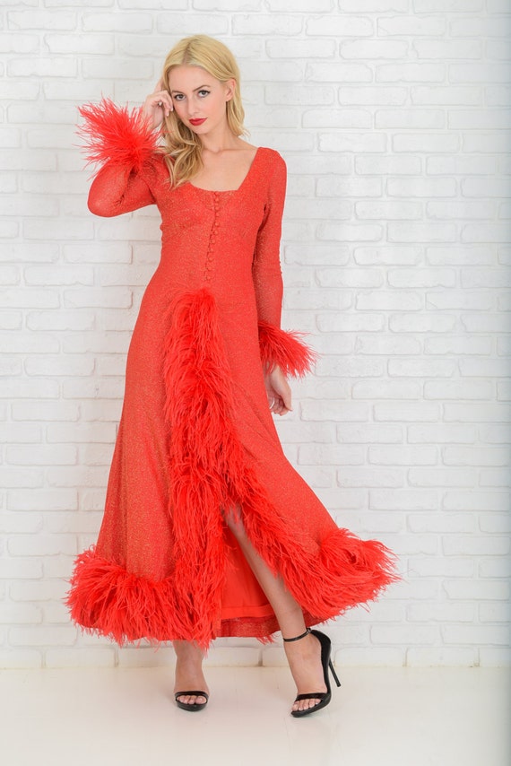 Vintage 70s Red Metallic Dress Boa Feather Glam by thekissingtree