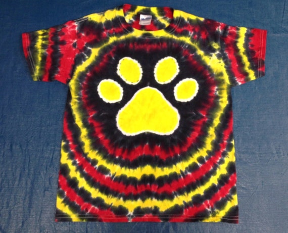 Tie dye paw print t shirt for a child by ROLLUPNDYE on Etsy