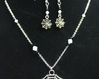 Spiderweb Earrings and Necklace set