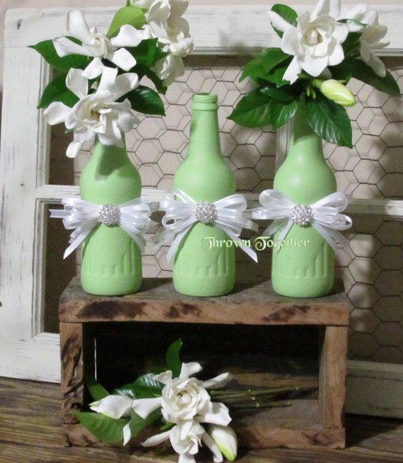 Items similar to Green Bud Vase Set of 3Wedding Bud Vases, Baby Shower Decor, Table Center 