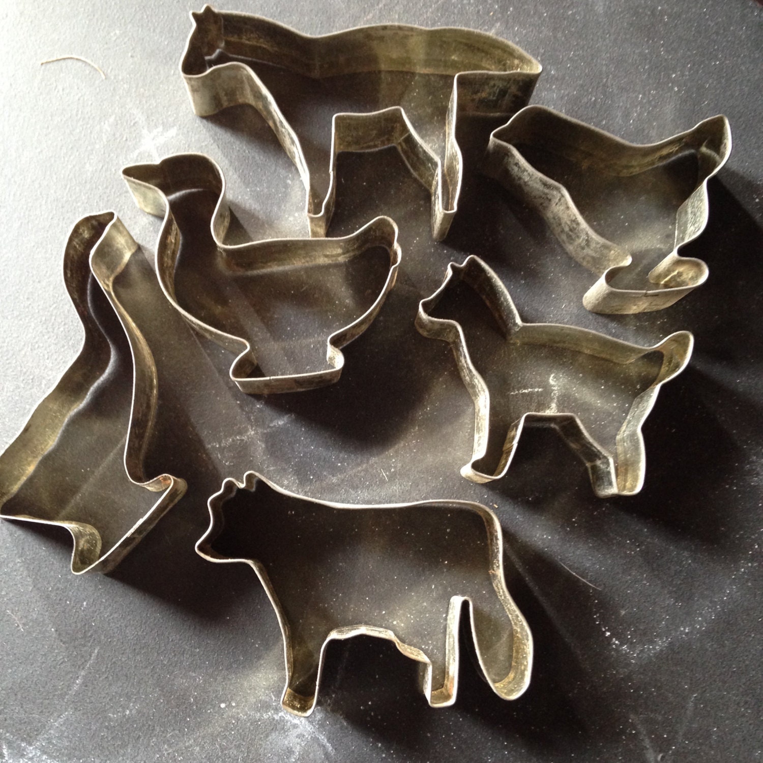Six Barnyard farm animal tin cookie cutters vintage 1940s
