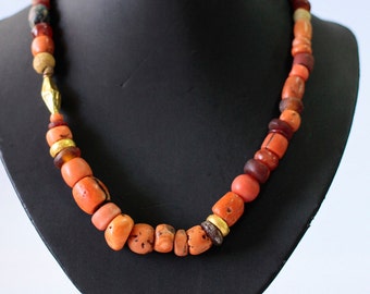 Ancient Coral Necklace, Red Coral Bead Necklace, Natural Coral Necklace, Red Coral And Gold Beads, Boho Chic Necklace, Artisan Necklace