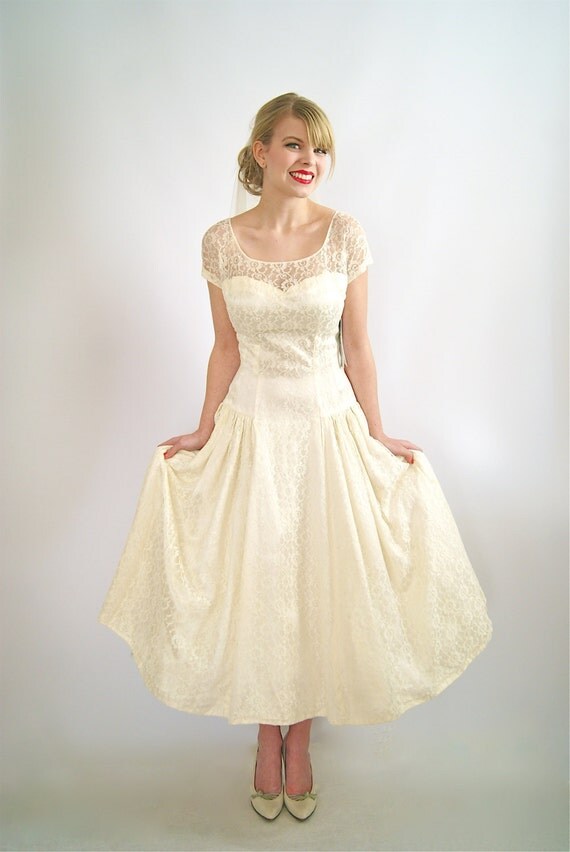 Items similar to 50s Wedding Dress ~ Vintage 1950s Tea Length Wedding ...