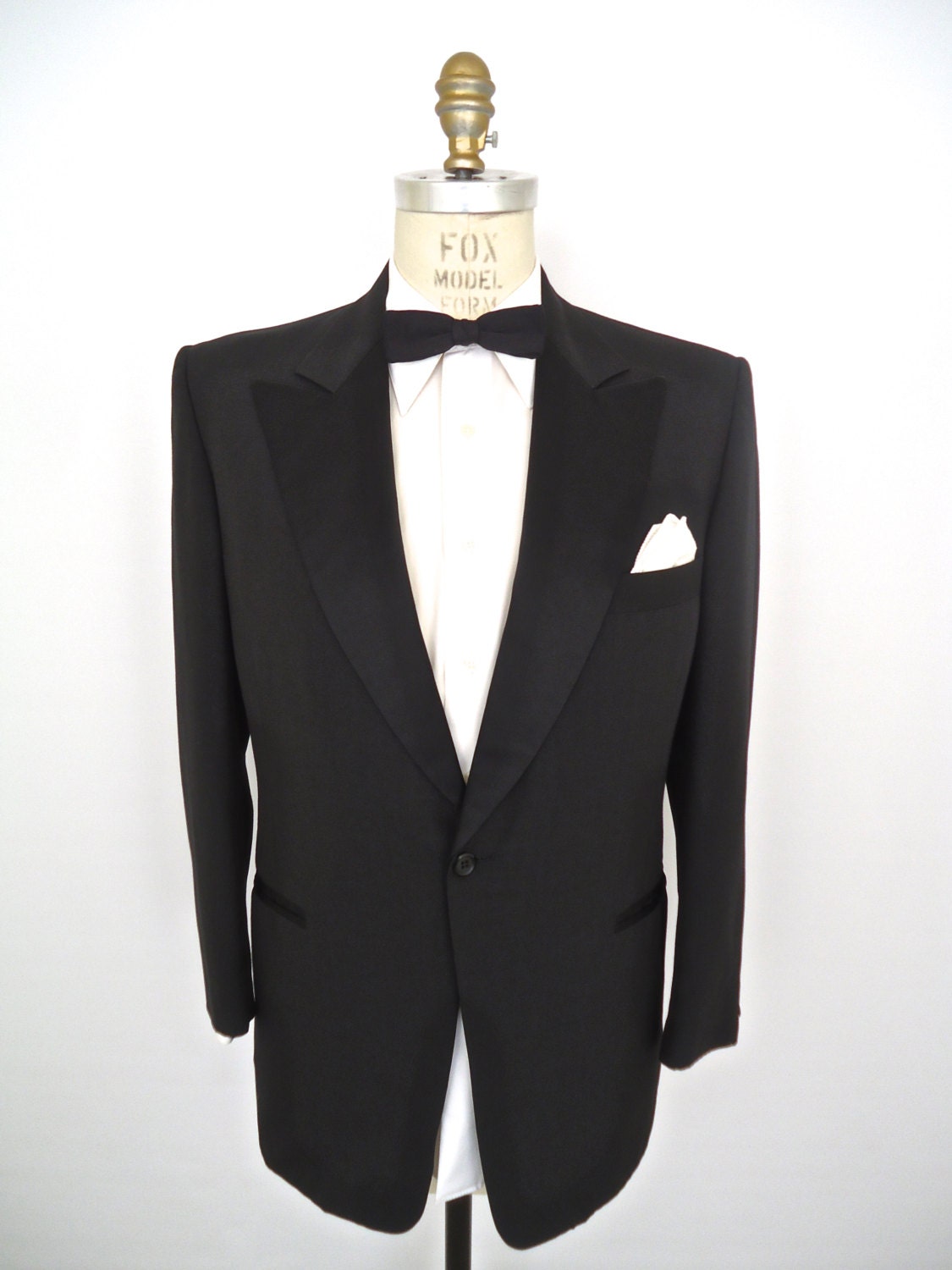 1960s-70s Satin Peak Lapel Tuxedo Jacket / vintage black
