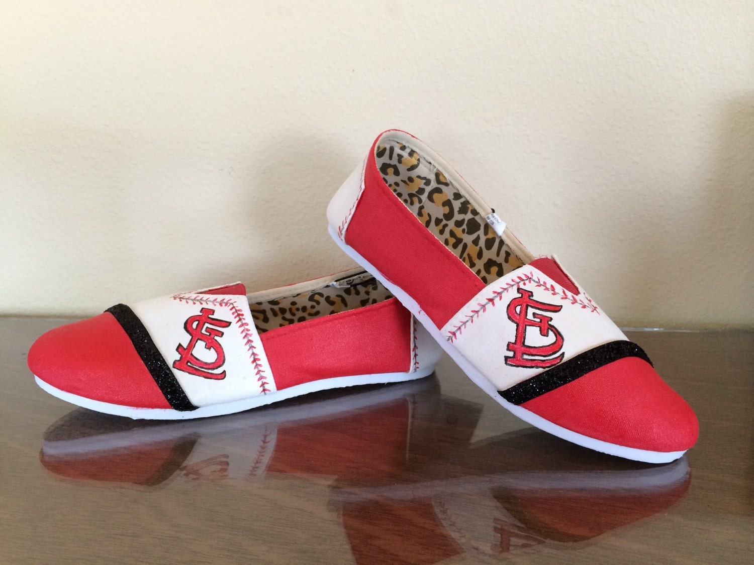 louisville cardinals house shoes