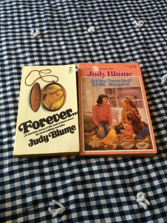 Vintage Judy Blume 5 Paperback Set Case Dell Yearly Books Blubber Margaret EUC Vintage Judy Blume 5 Paperback Set Case Dell Yearly Books Blubber Margaret EUC