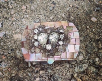 Shell inlay Pill or Trinket box
