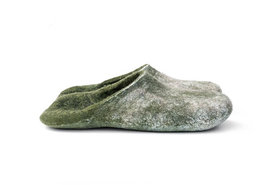 Cashmere and merino wool slippers Olive Green Gray slippers