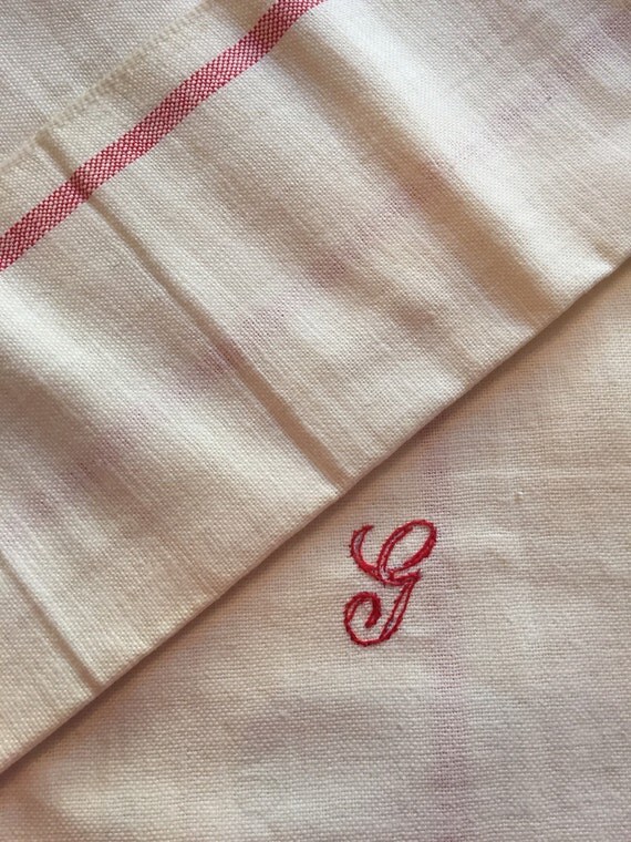 Pair of vintage hand towels