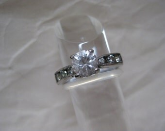 Shabby Clear Stone Silver Ring Vintage Size 6