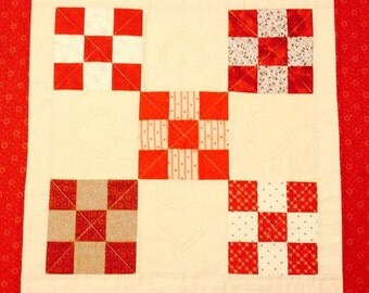 Valentine Table Quilt